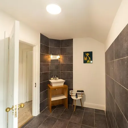 بيت للعطل The At Lennaght