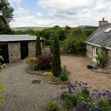 The At Lennaght * Inistioge